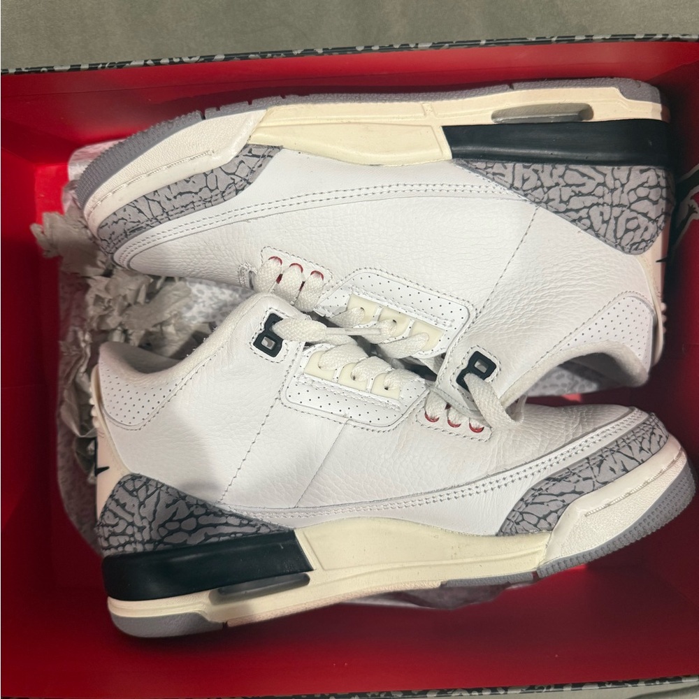 Jordan 3 Retro
White Cement Reimagined